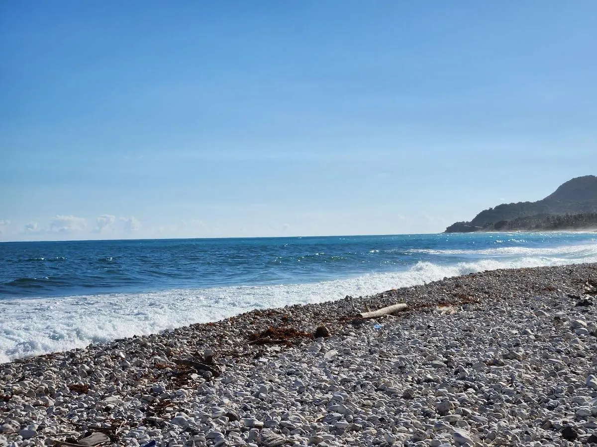 Apartamento Beachfront Apartment, Quiet 4 Beds, 1 Bath, Ac, Wi-Fi, Hot Water, In Paraiso Near Los Patos